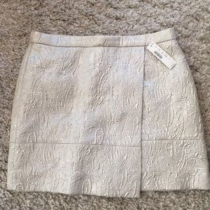 J Crew Origami skirt size 6 in metallic mattelasse